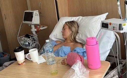 Звезда OnlyFans Энни Найт госпитализирована из-за загадочной болезни