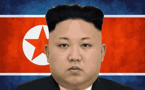 Ким Чен Ын демонстрирует новый эсминец