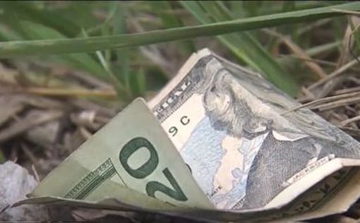 В Чикаго грузовик Brinks потерял 300 000 $