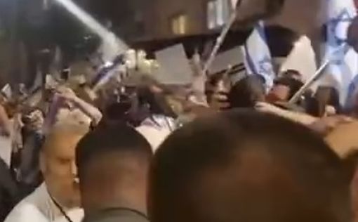 Тысячи людей в Тель-Авиве: немедленно верните заложников