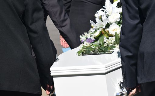 В Канаде не забирают покойников из-за дороговизны похорон