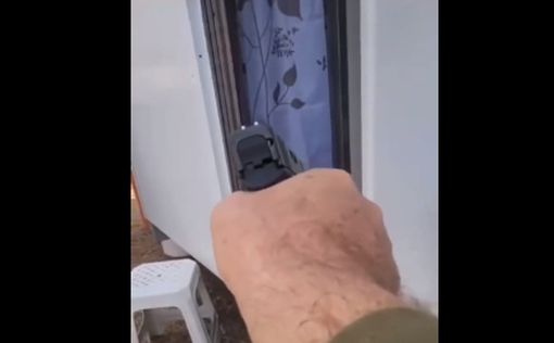 Видео: полицейский ищет выживших в Реим, но находит лишь груды тел