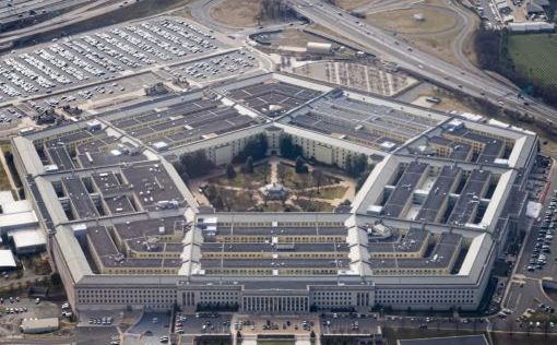 Армия США может провести парад ко дню рождения Трампа